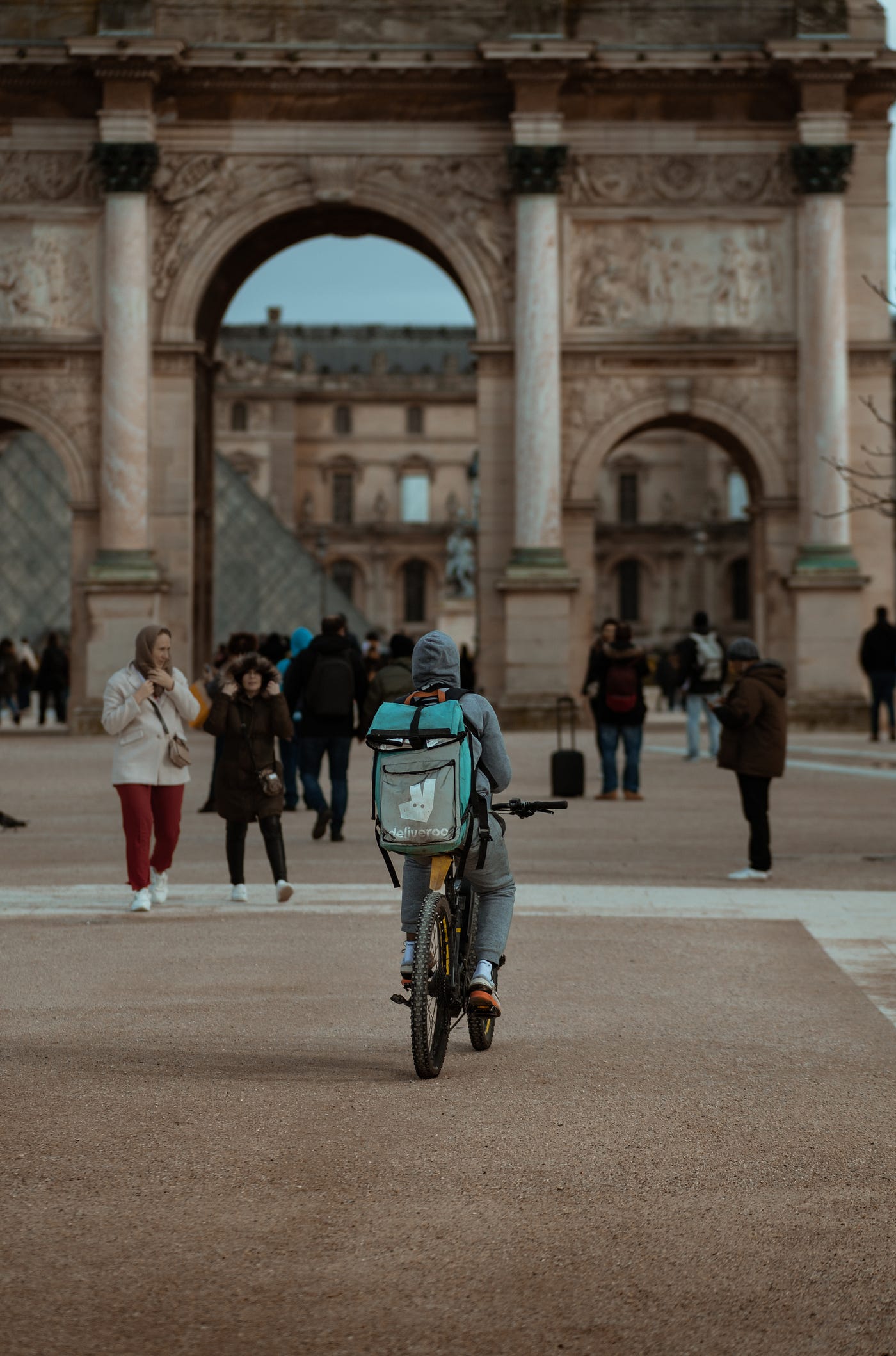 Glovo vs. Deliveroo: UX comparison | by Geraldine Wastell | Medium