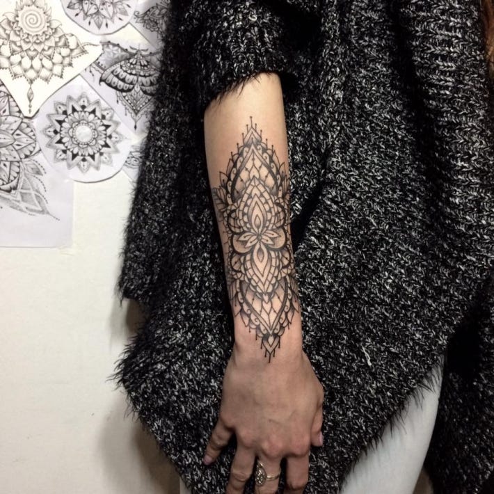 Tatouage Mandala Poignet