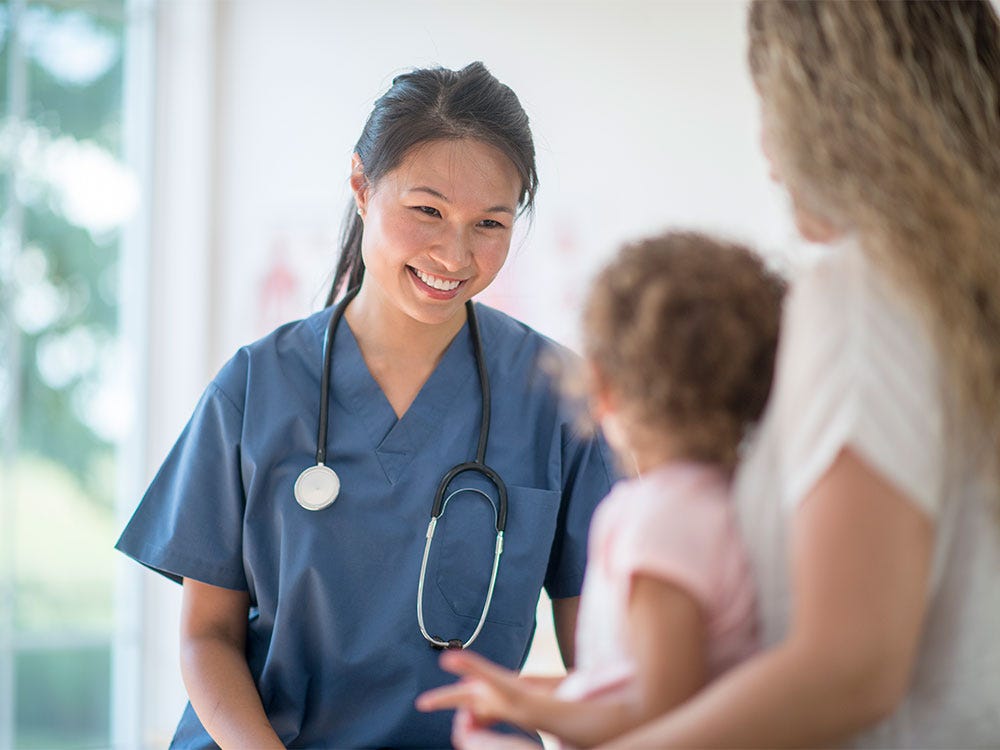 2022 年移民攻略: 外國護士如何移民加拿大