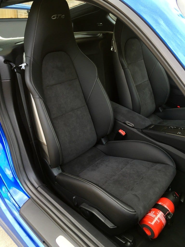 gt4 seats