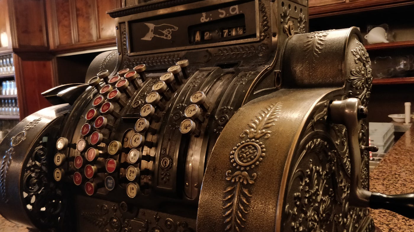 What are Iterators, Generators And Decorators in Python? | by Rushikesh  Konapure | Medium