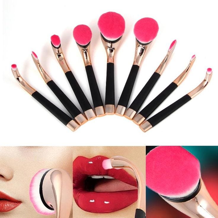 Building a Makeup Kit: Must Have Professional Makeup Kits | by arti ...