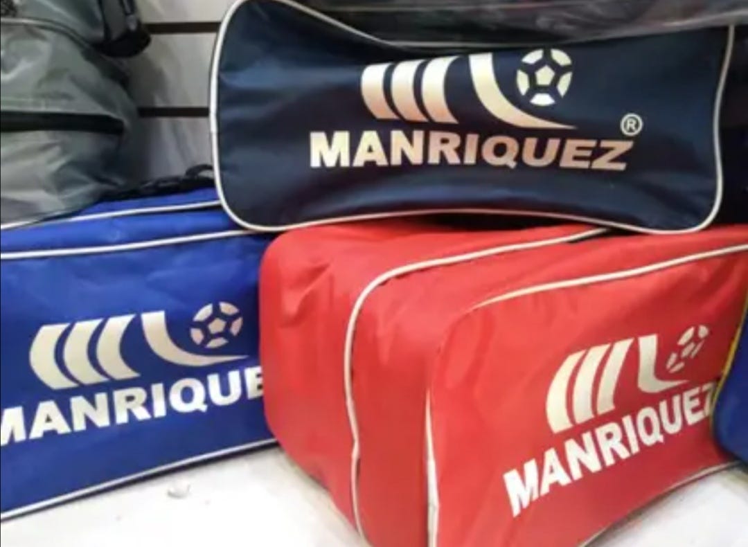 La marca mexicana de zapatos de fútbol que después de 50 años sobrevive a  la industria | by Martín Avilés | Medium
