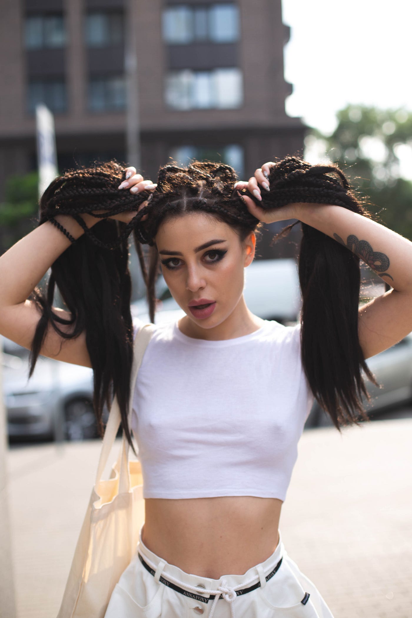 Cum tribute her friend, with her help by