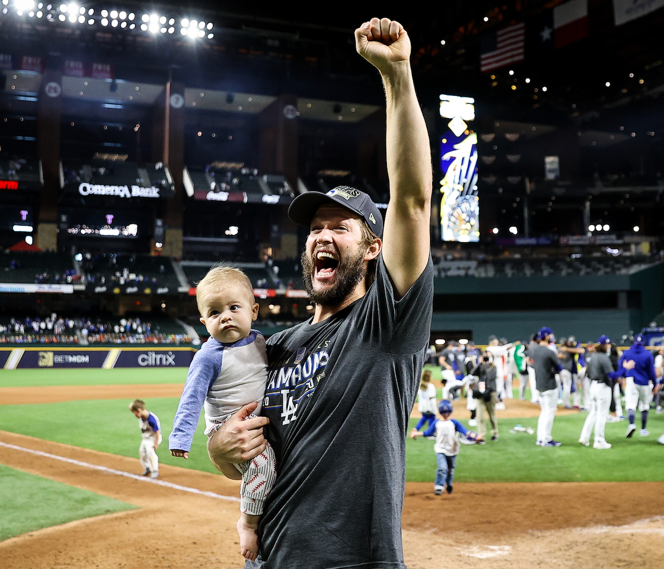 Dodgers look forward to rings and 