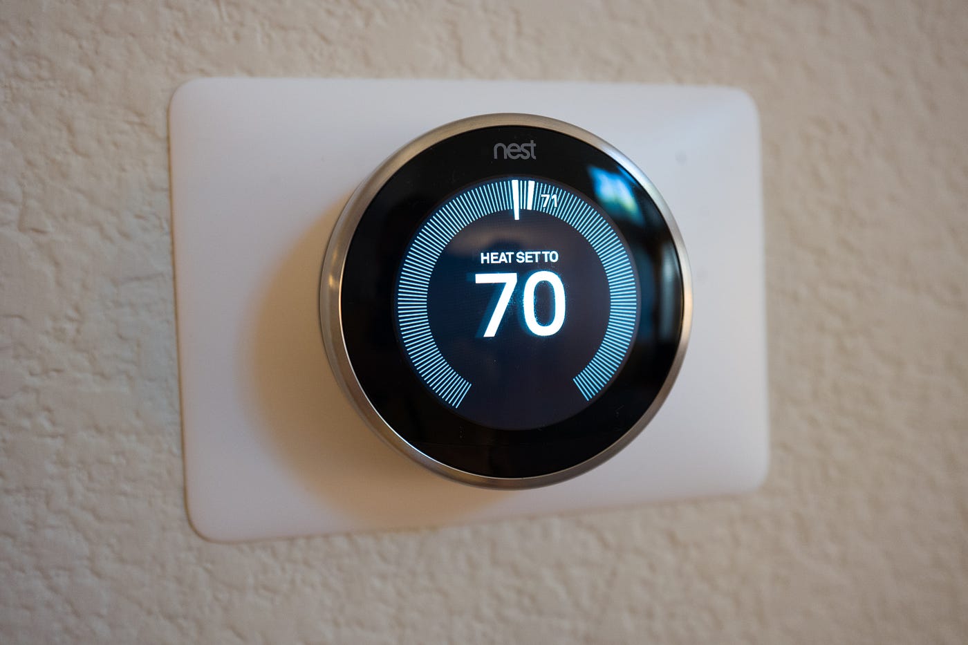 Conquer Fall with Nest Heat/Cool Mode | by Thomas Smith | DIY Life Tech