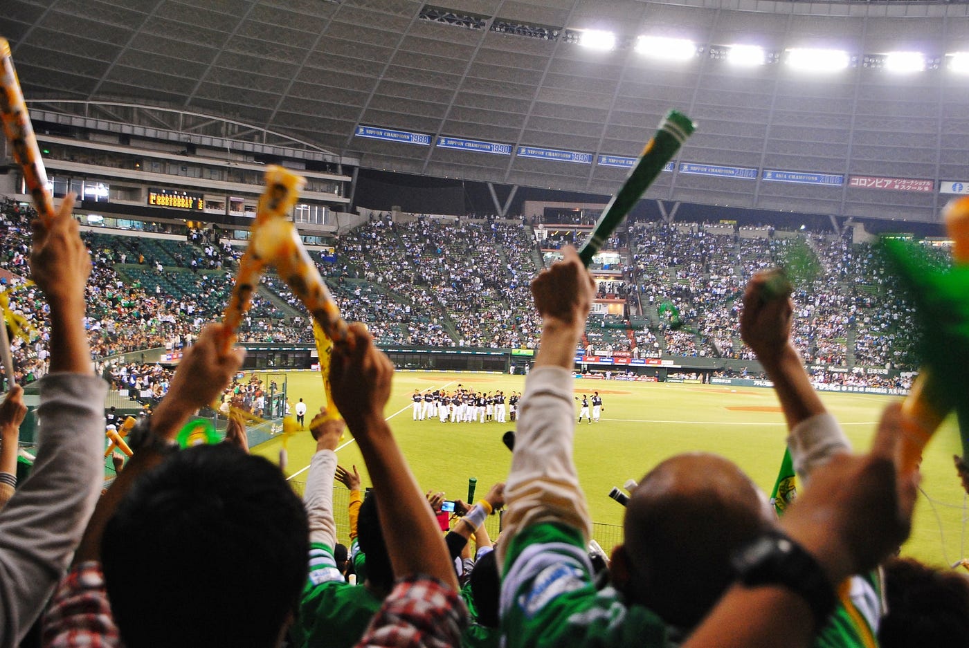 スポンサー広告もデジタルへ スポーツにおける新たな広告枠を創出する By Yuji Kumagai Medium