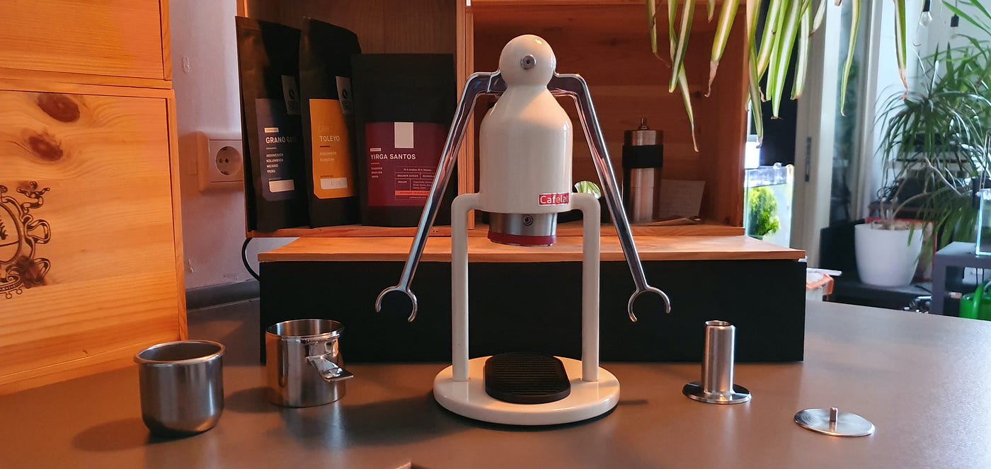 The simplicity of Espresso Making Cafelat Robot by KC Müller
