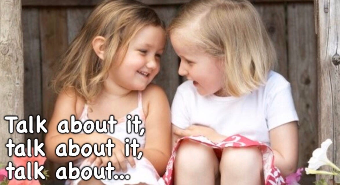 дочка похожа на маму. сосание девочки ребенка. дал дочку друзьям. восхищаться дочкой. бог дал дочку.