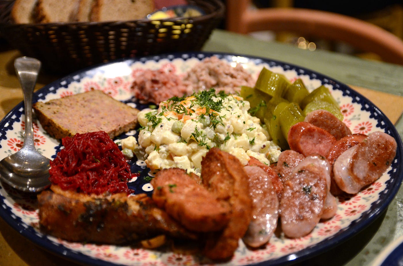 ペチカ ウォッカ そして多めの前菜 ロシア料理の前菜文化をモダンに楽しめるcookbook By Junicci Hayakawa 早川 純一 ククブク ペチカ ウォッカ そして多めの前菜 ロシア料理の前菜文化をモダンに楽しめるcookbook By Junicci Hayakawa 早川 純一 ククブク