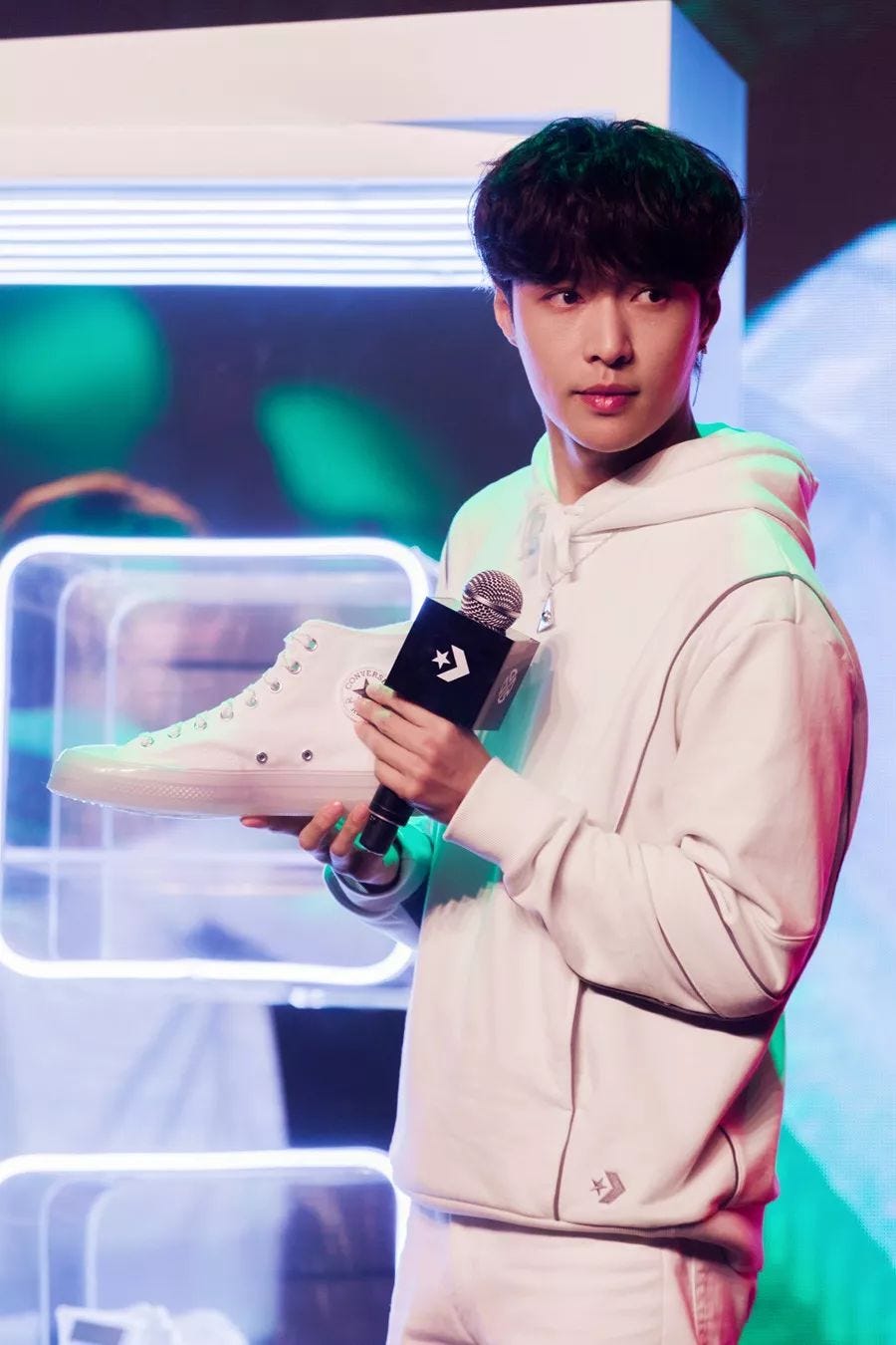 FightClub China x Lay Zhang on Converse | by XtweetTRANS for LAY | Medium