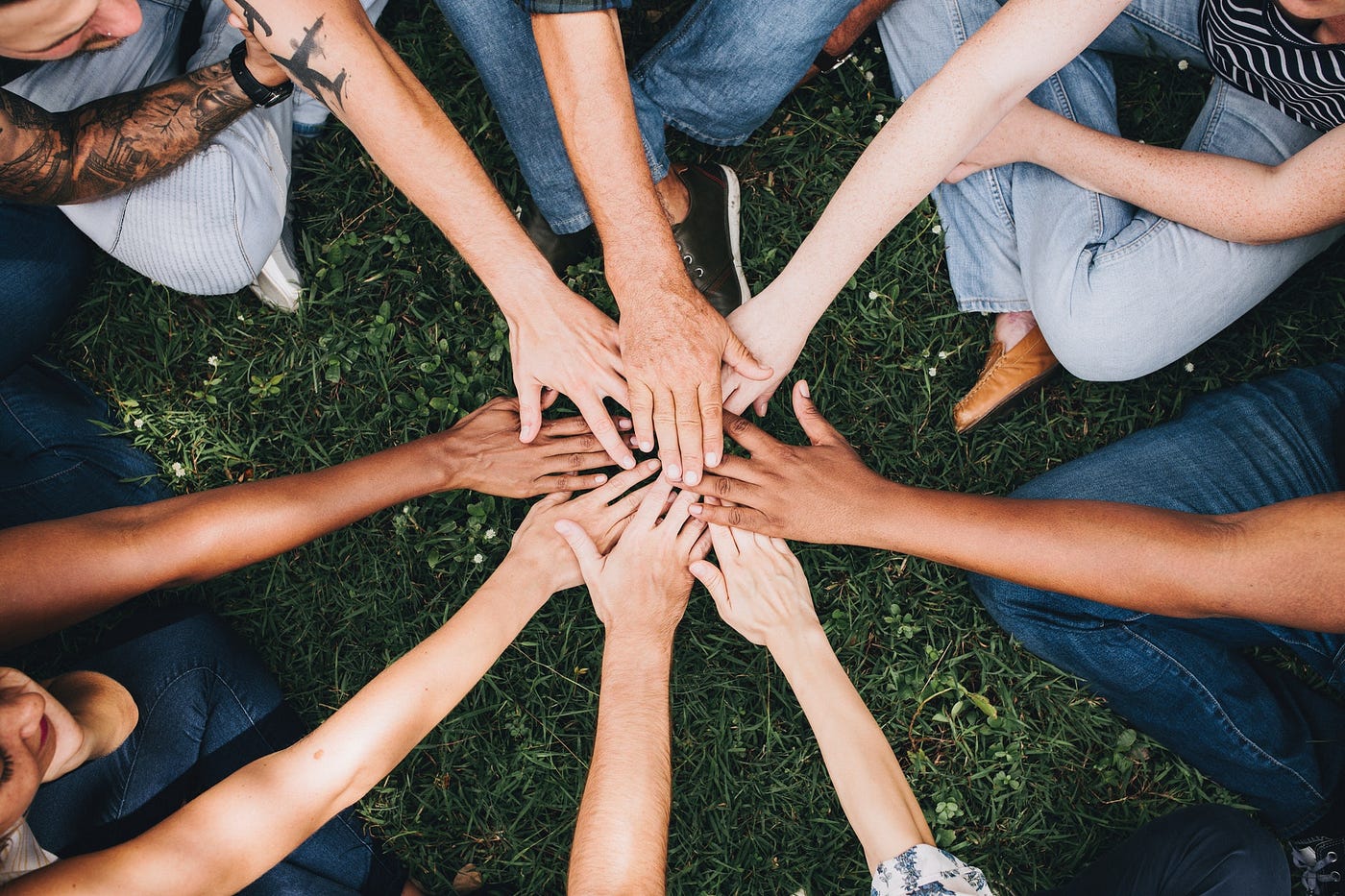 8 Simple Team Building Exercises for Marketing Managers | by Jane Hurst |  ART + marketing