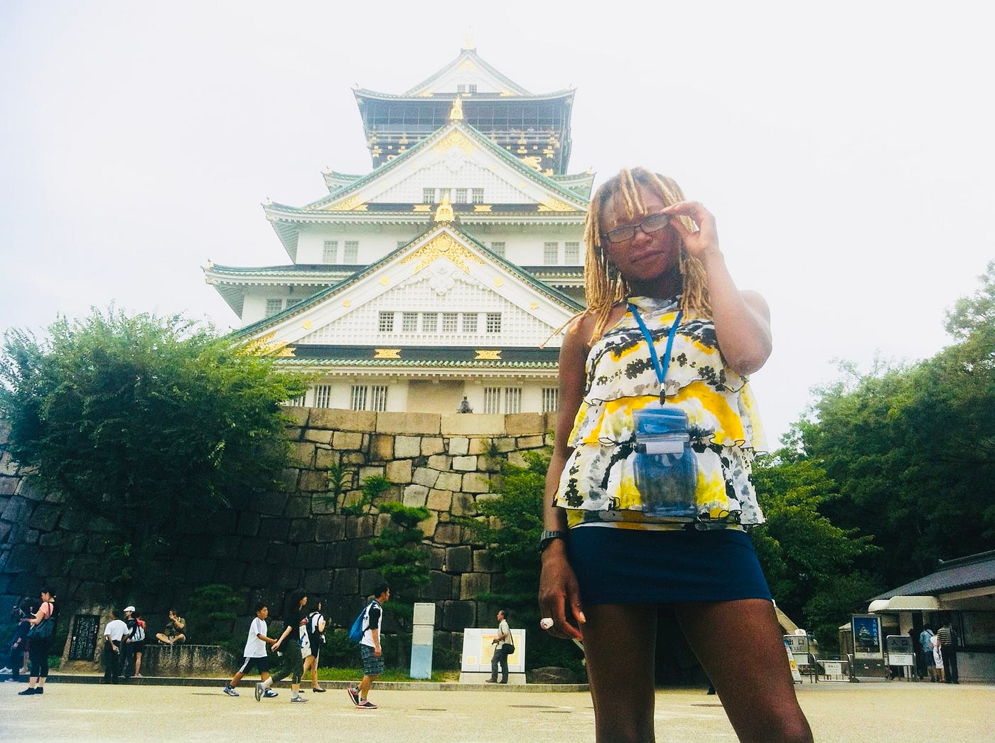 Exchange student Aurora Mizutani, Osaka Castle, 2013