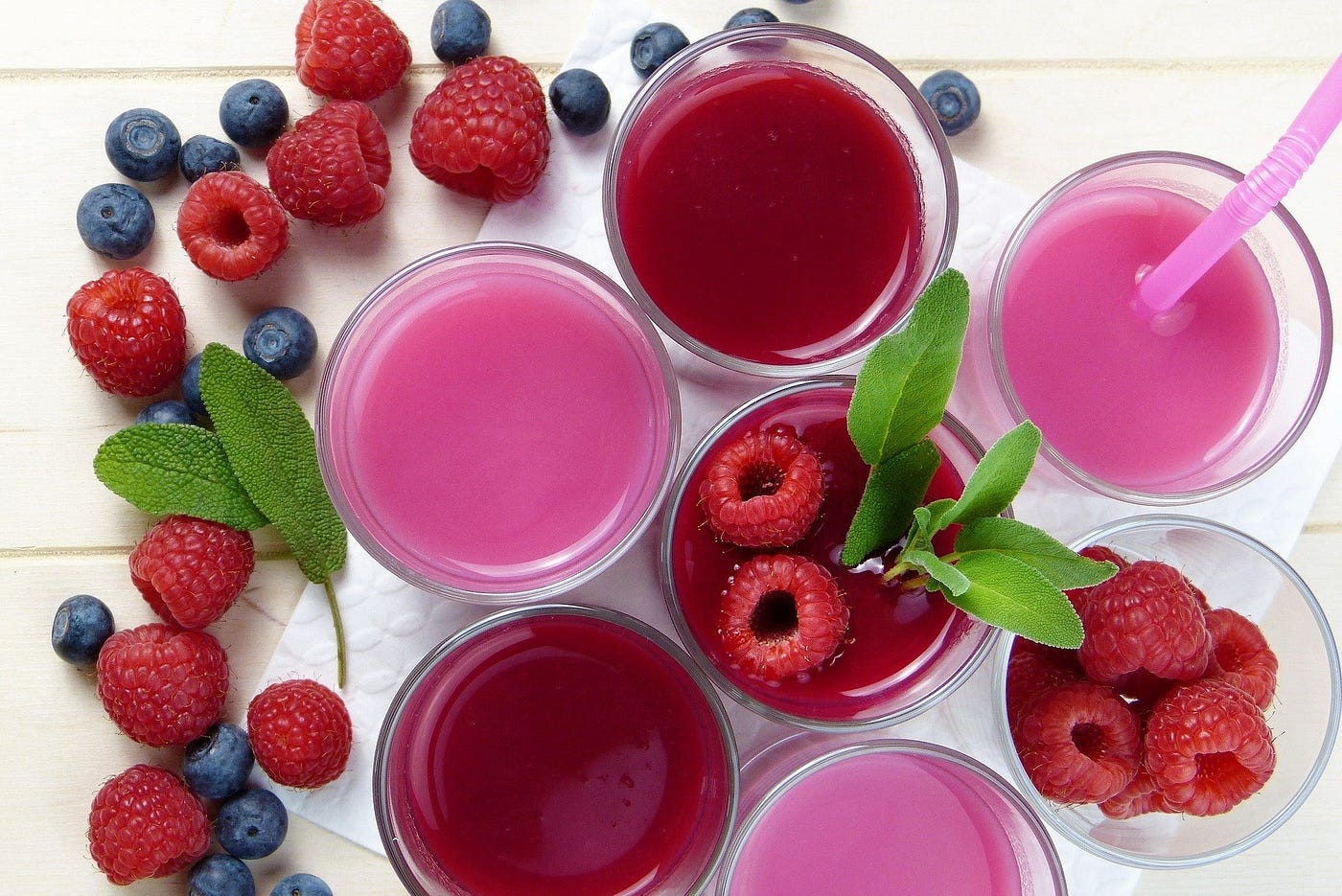 raspberry smoothie is an example of a smoothie made from fruits