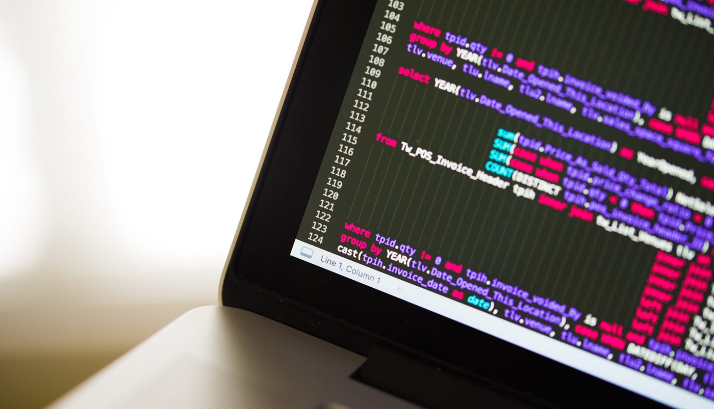 Python vs R: The Basics. An aspiring data scientist's guide on… | by Sidney  Kung | Towards Data Science