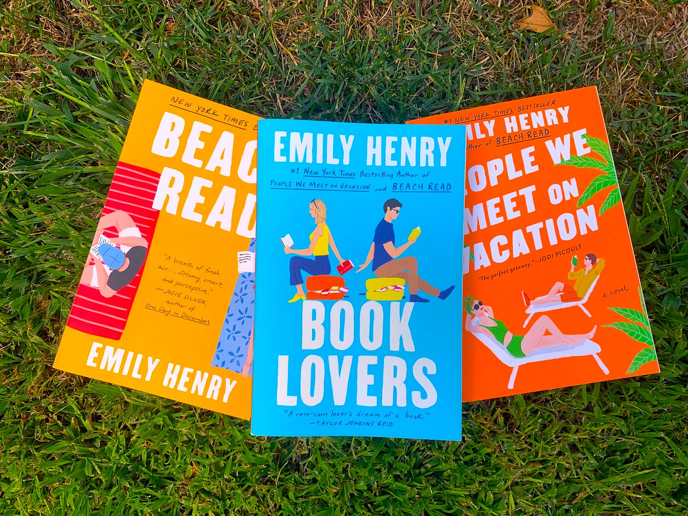 Book Lovers by Emily Henry spoilerfree book review Turning Pages