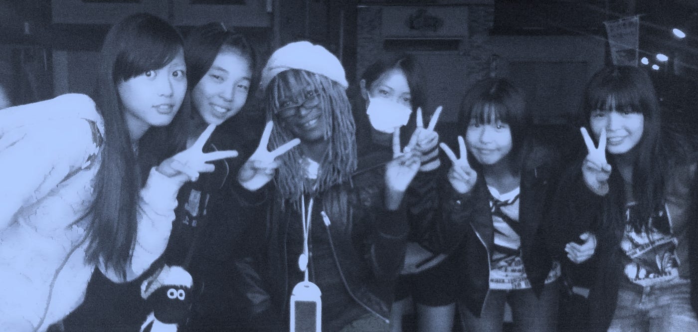 Exchange student Aurora Mizutani, with local high school students, Osaka, 2013
