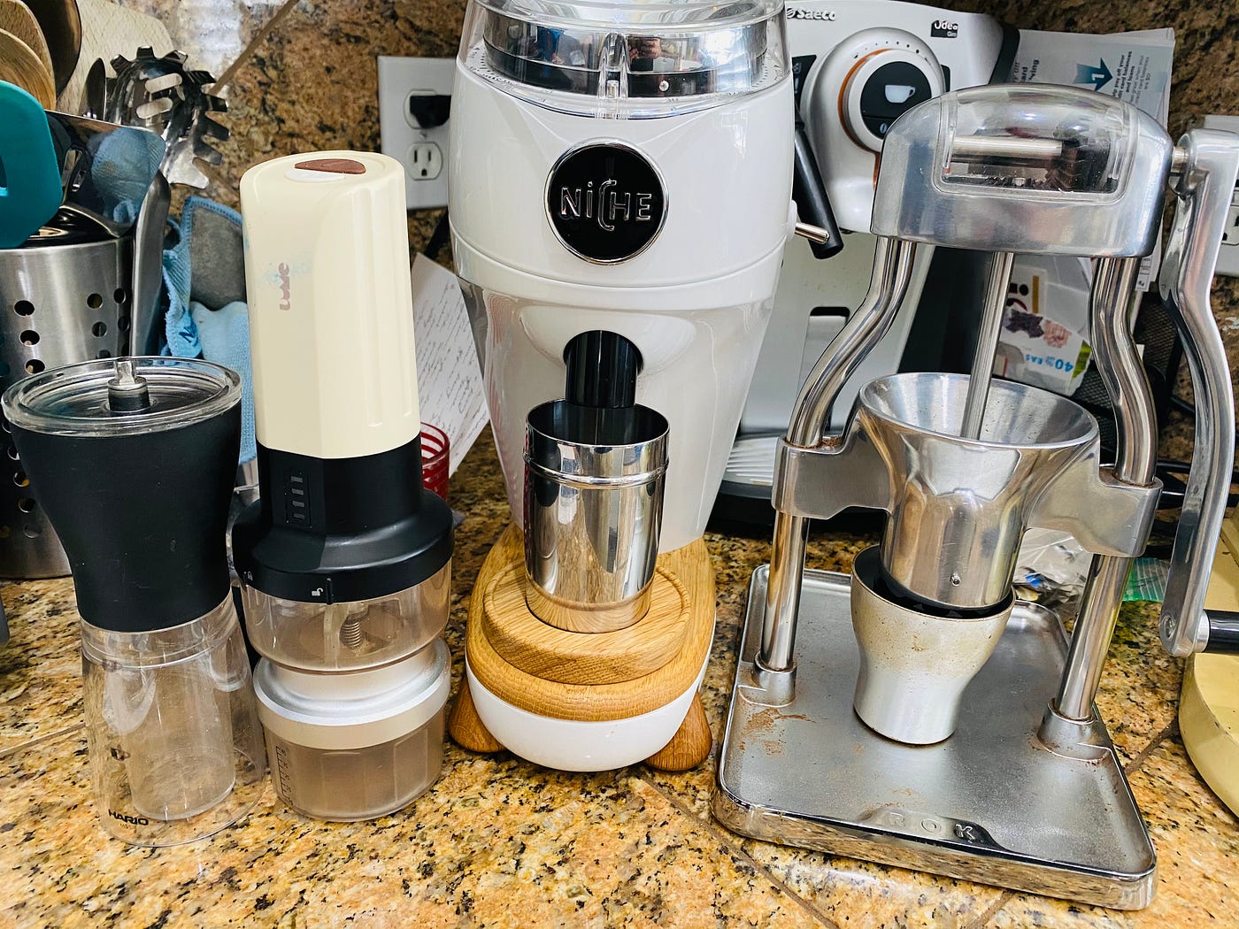 My ROK Coffee Grinder with a Niche Zero 