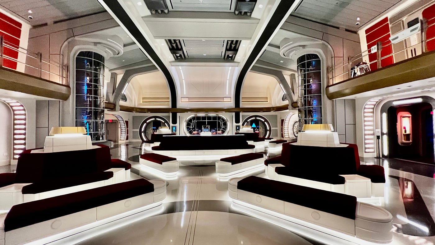 Star Wars: Galactic Starcruise atrium