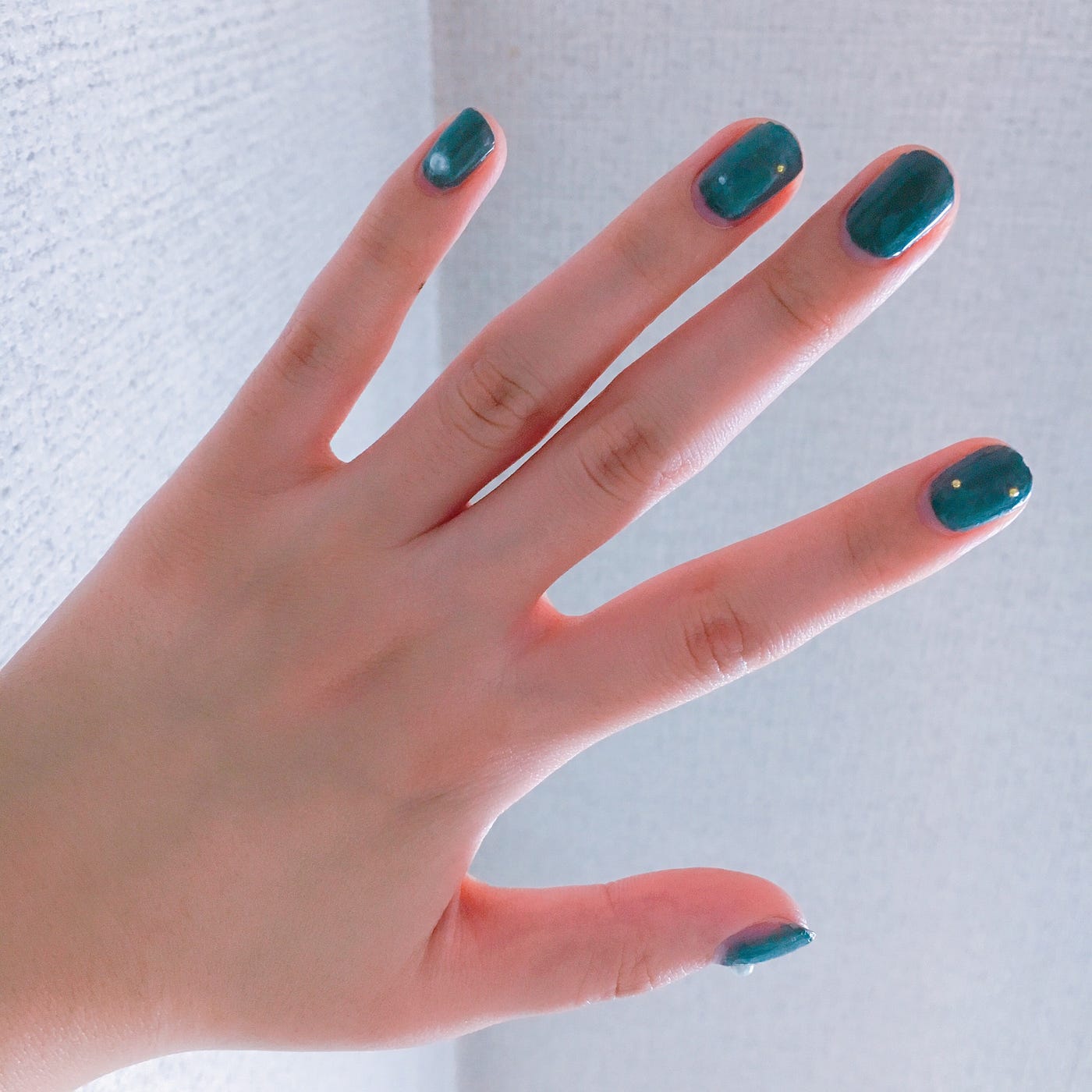 16 11 11 夜中 親の前で 死ぬほど泣いた しかも 薬たらふく飲んでお酒も飲んで じぶんが生 By Kana Medium