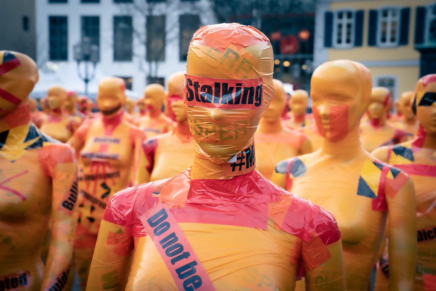 Stalking — November 25 is the international day against domestic violence. This photo was taken in Bonn, displaying the work of an artist.