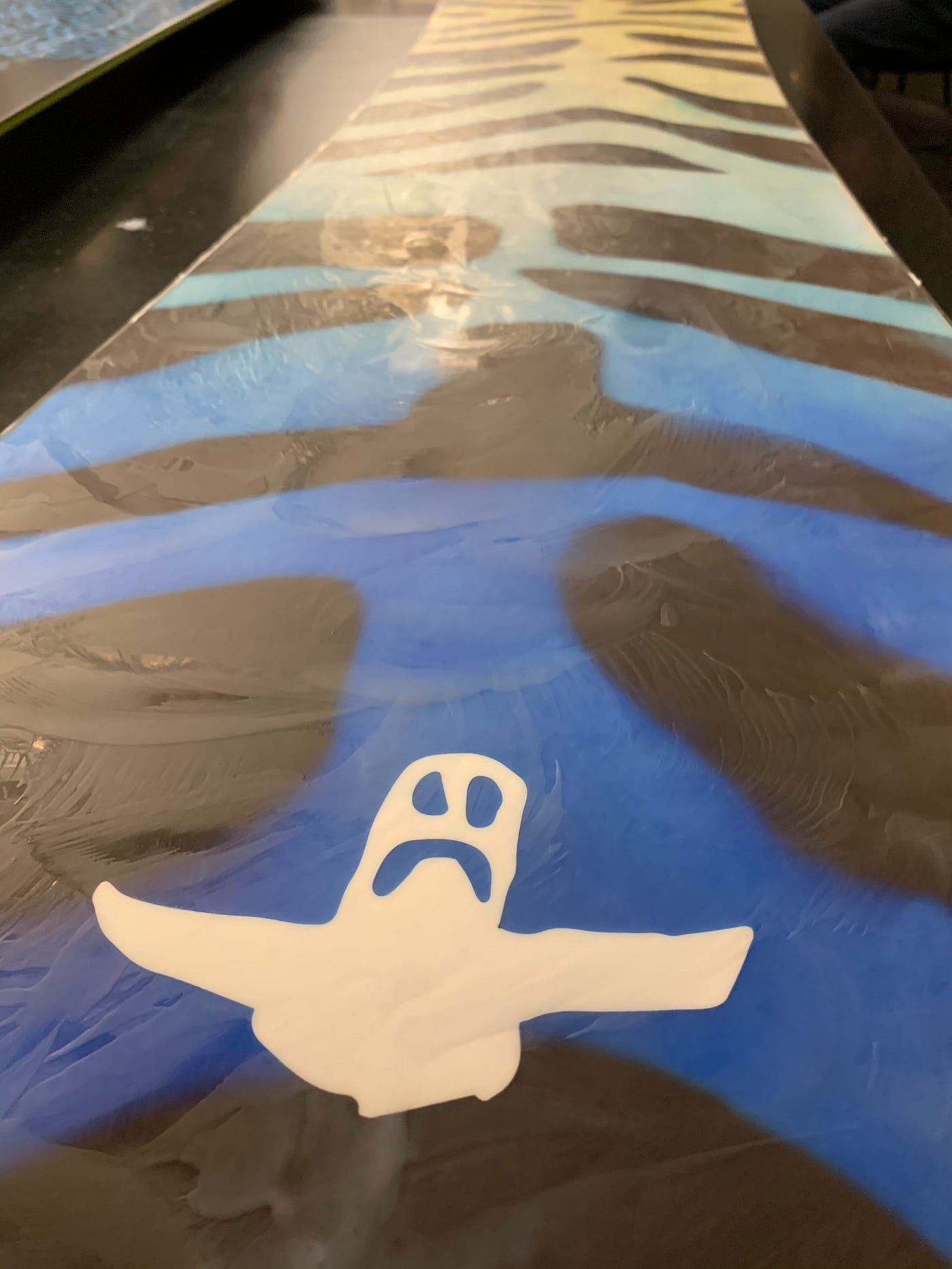 Waxing your own snowboard. Grab some drinks, get some chips… by João