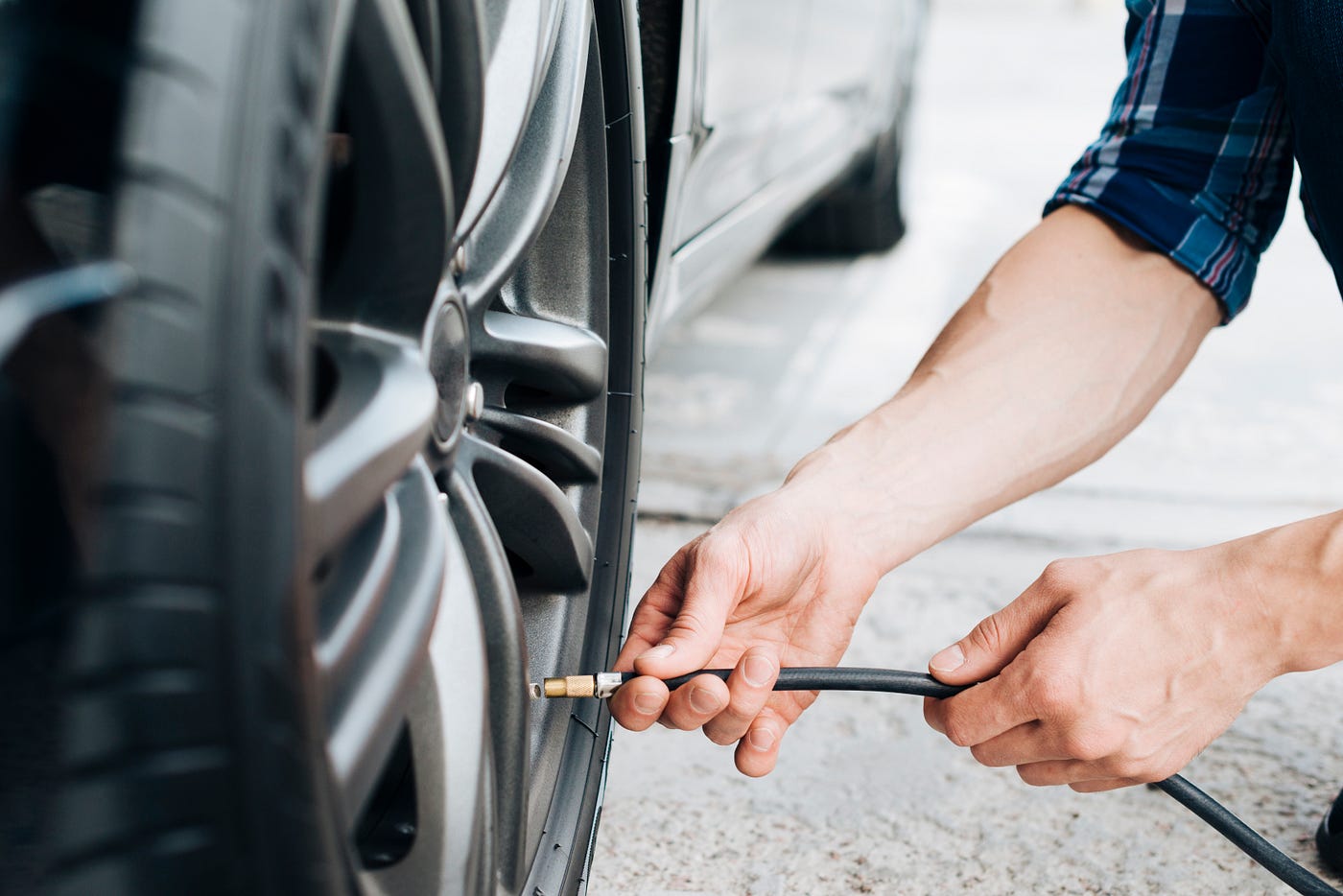 Maintain Optimal Tyre Pressure of Your Car - Service My Car