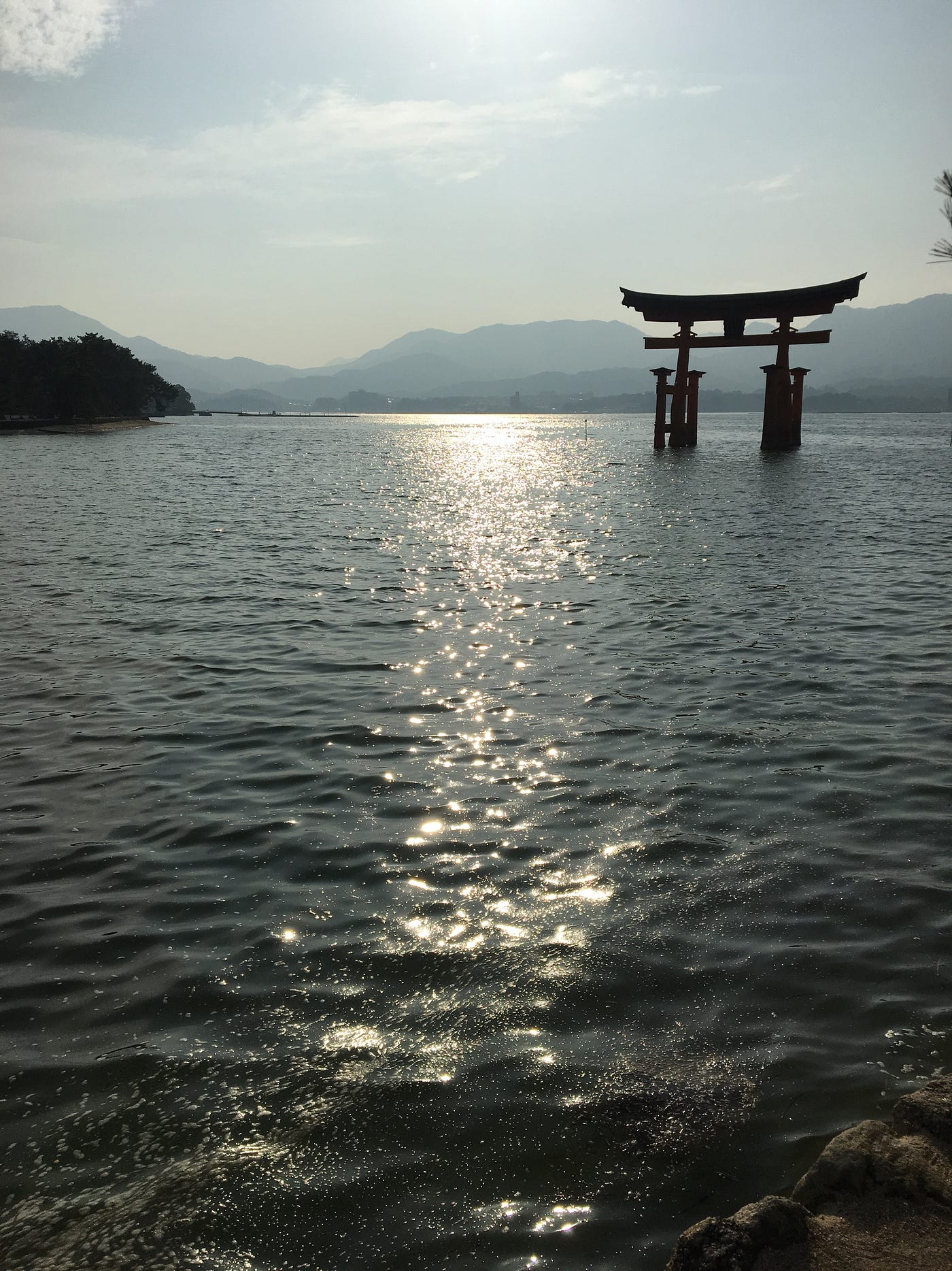 晴天之國岡山城 海上鳥居宮島 日本岡山自助 二訪晴天之國岡山紀錄一下 By Nomi 我是狐狸犬來福設計師 Nomichuang Fufu66 Medium