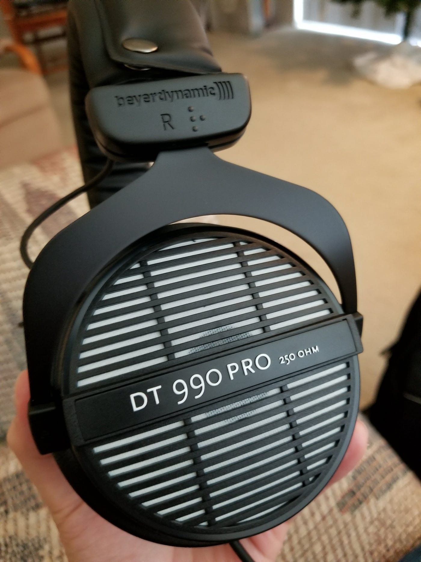 Beyerdynamic DT990 Pro 250 Ohm Headphones Review | by Alex Rowe | Medium