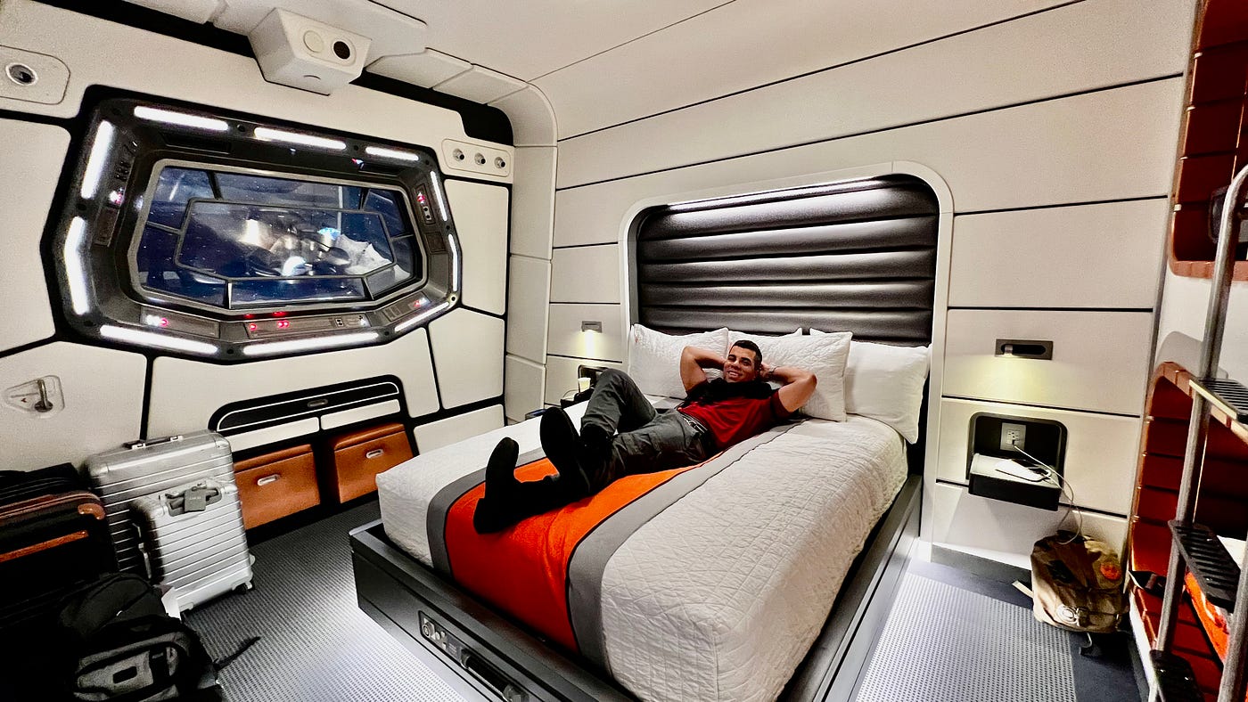Star Wars: Galactic Starcruise standard cabin size