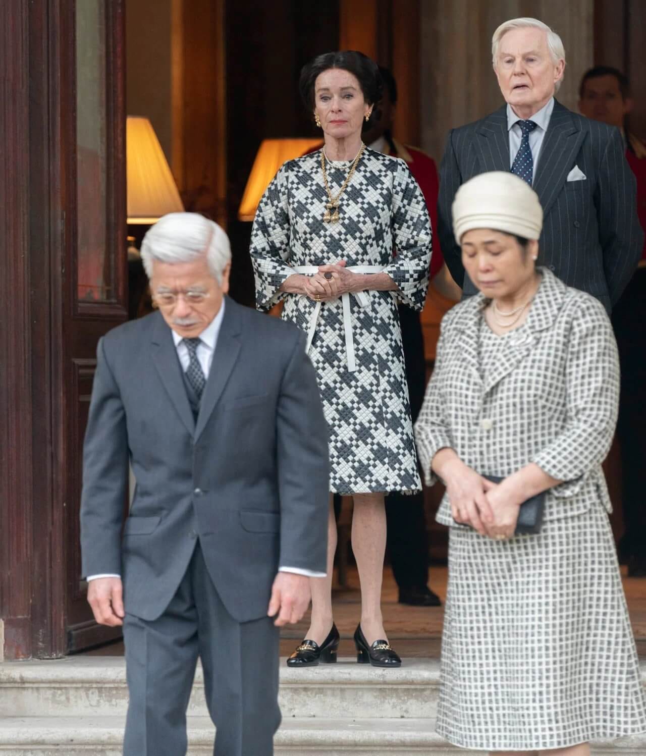 先行檢閱女王的新衣 睽違兩年 王冠 第三季netflix上架 等了兩年 Netflix的 王冠 第三季終於回來了 今季開始踏入女王的中年 皇室 By Tv Drama Queen Medium 先行檢閱女王的新衣 睽違兩年 王冠 第三季netflix上架 等了兩年 Netflix的 王冠 第三季終於回來了 今季開始踏入女王的中年 皇室 By Tv Drama Queen Medium