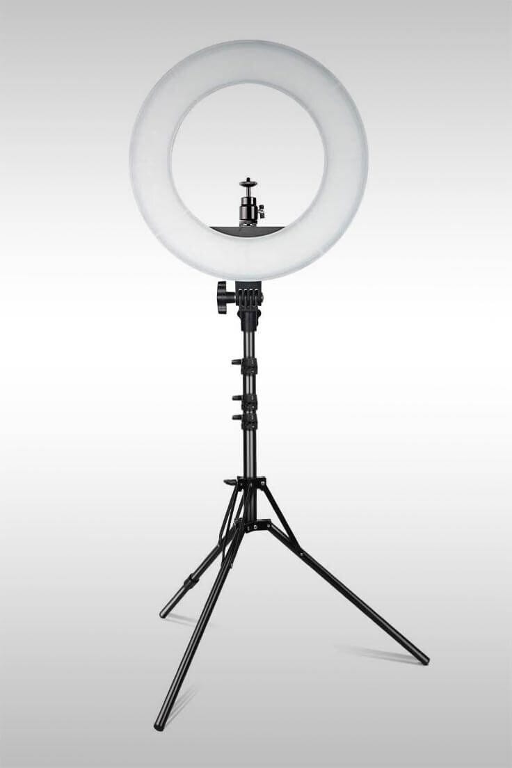The Best Cheap Ring Light (Under 100) Medium