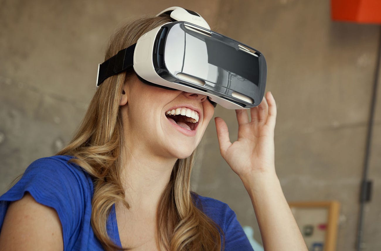 15 Virtual Reality Gadgets For That “Different World” Experience by Gadget Flow Gadget Flow