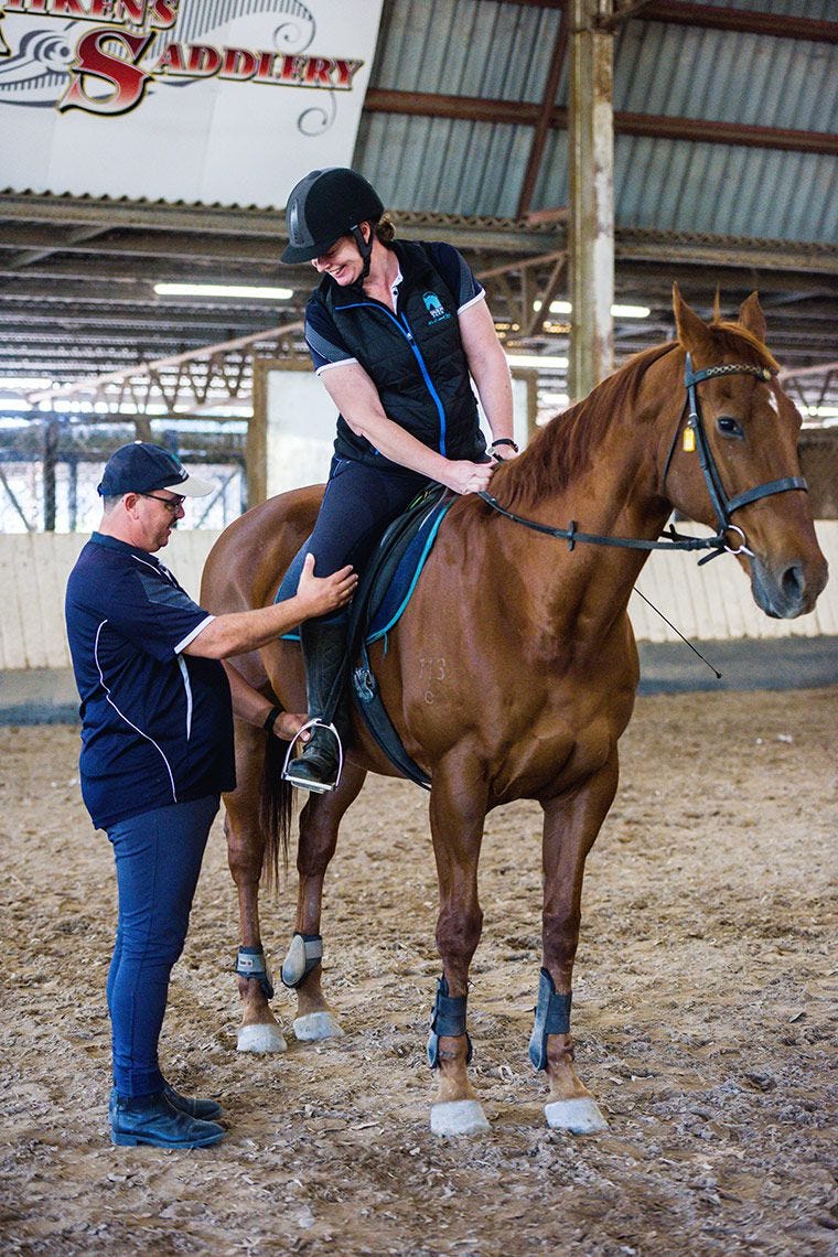 Horse Riding Lessons l Horse Riding Gold Coast l Gold Coast Equestrian