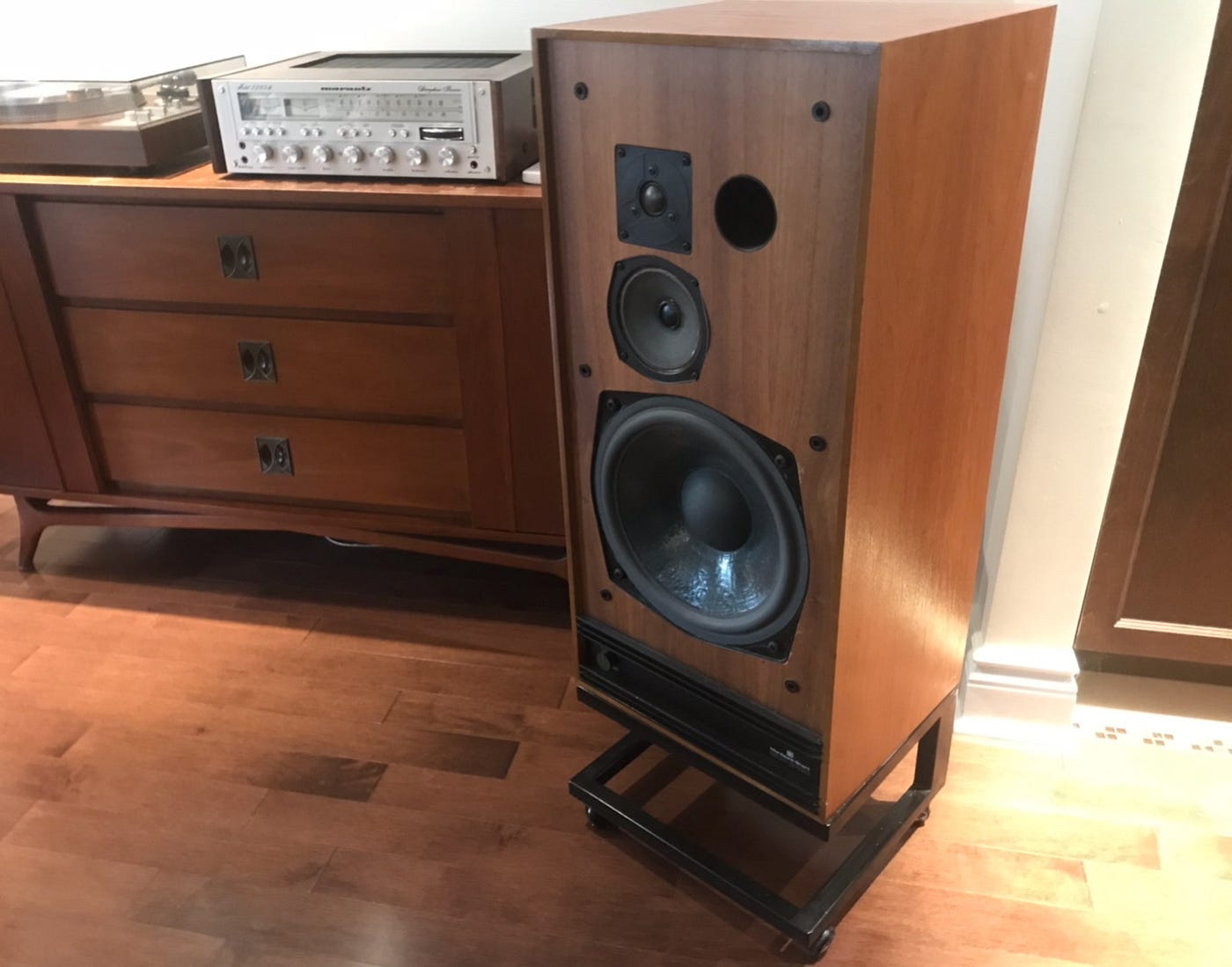 Vintage Audio Buyer's Guide: Five Myths 