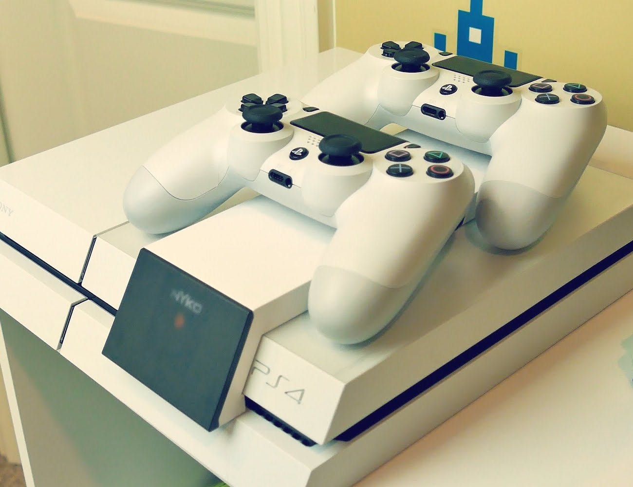 10 Gadgets That Make PS4 Gaming More Exciting | by Gadget Flow | Gadget  Flow | Medium