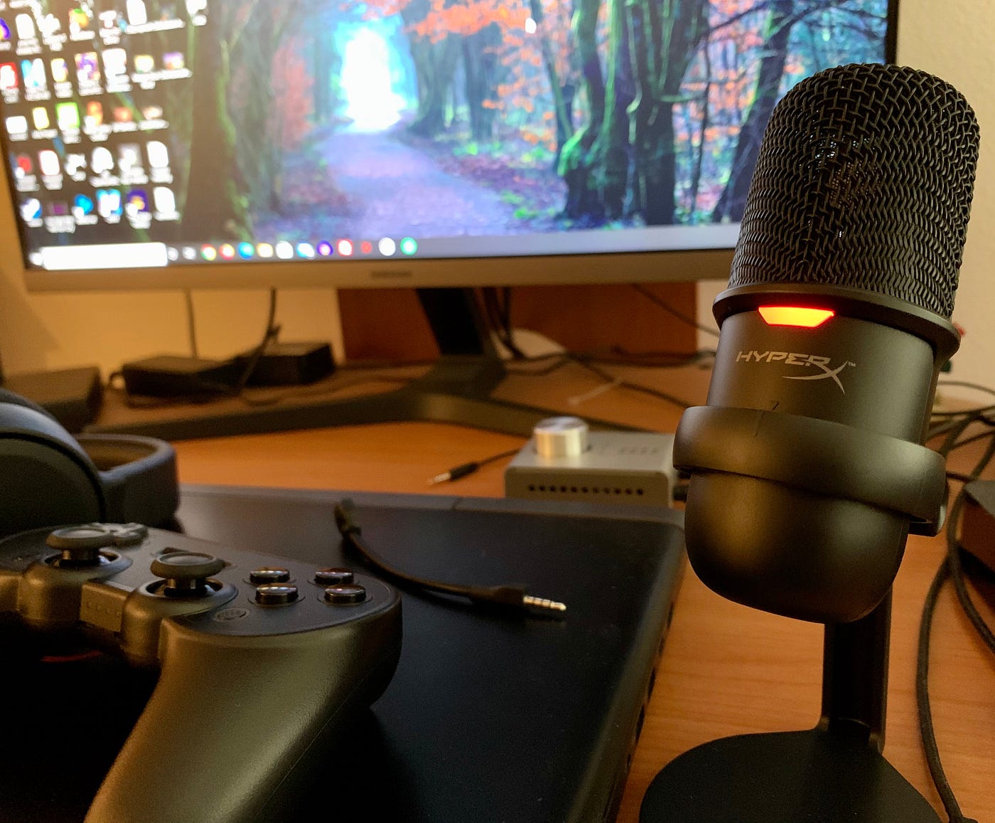 Solocast hyperx Razer Seiren