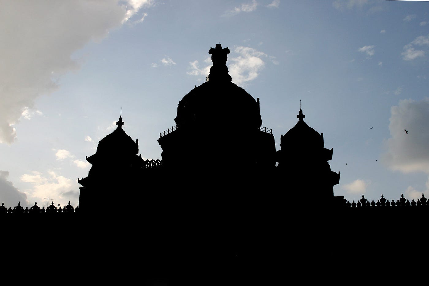 Vidhan Soudha | Source: Avinash Bhat, Flickr