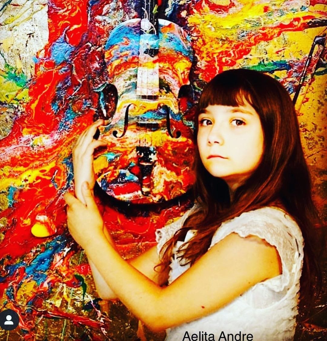 Meet 13yearold Australian Art Prodigy whose paintings are shaking up the Art World Aelita