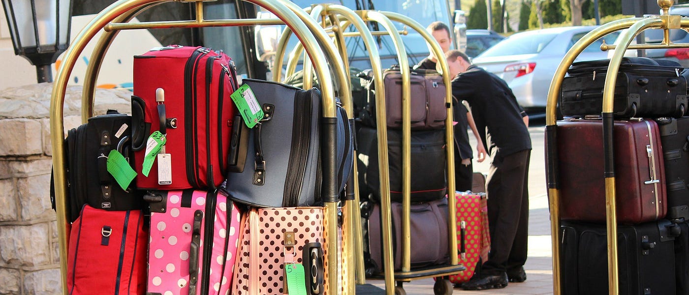 Sabés armar tu valija?. 6 Trucos para hacer la valija como un… | by Calisto  Turismo | Medium
