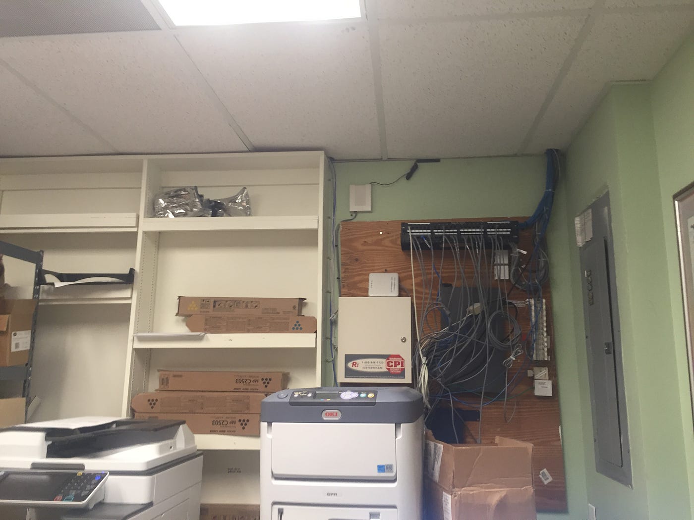 Healthy hippie office