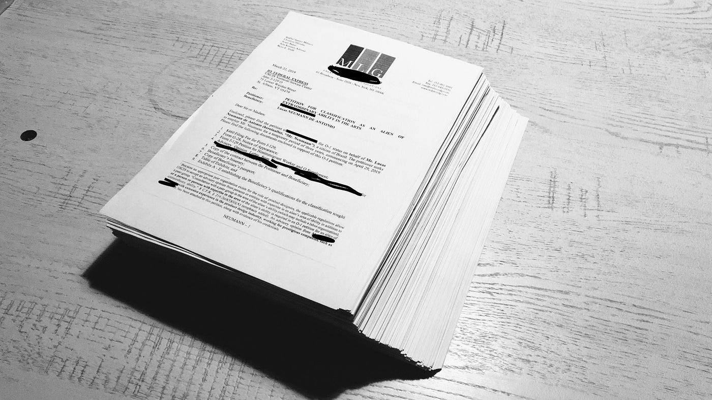 Getting the O-1 US Visa as a designer | by Lucas Neumann | UX Collective