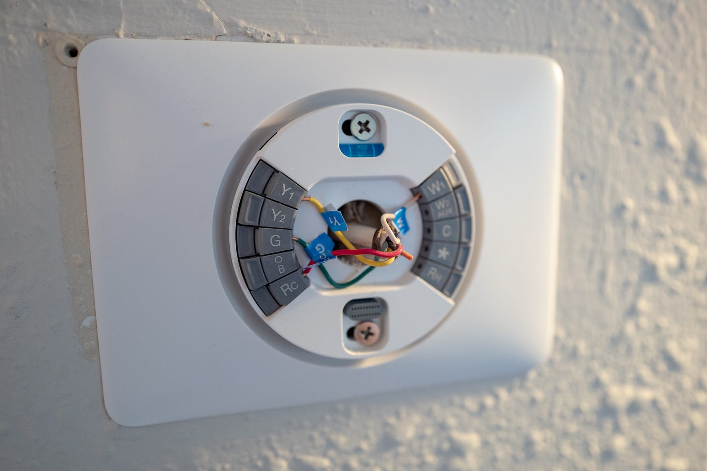 How to Install Nest Thermostat. It took me about 45 minutes. Here's… | by  Thomas Smith | DIY Life Tech