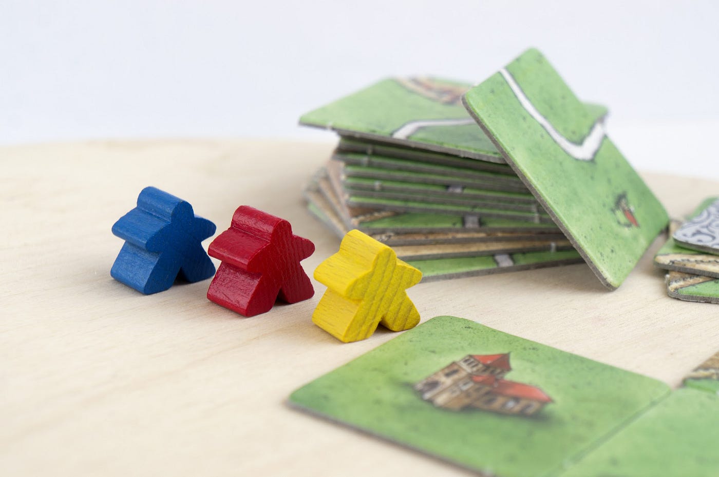 5 Easy to Play Yet Best Tabletop Games for Beginners by Shawn Davison