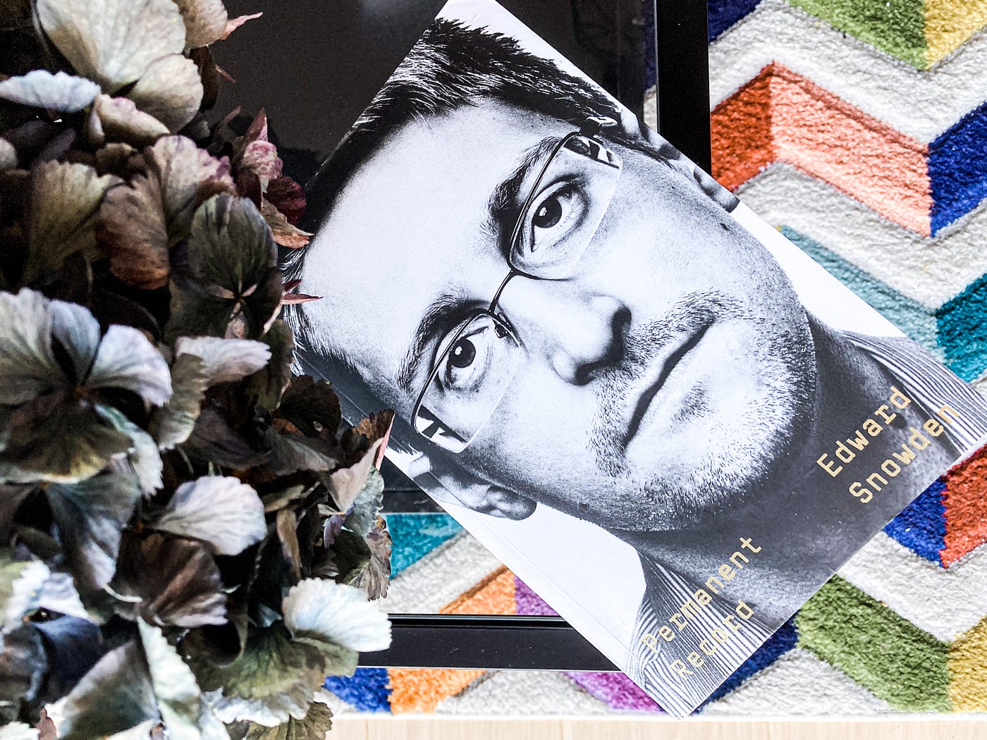 Book Review — Permanent Record by Edward Snowden | by Jo Dejean | Medium