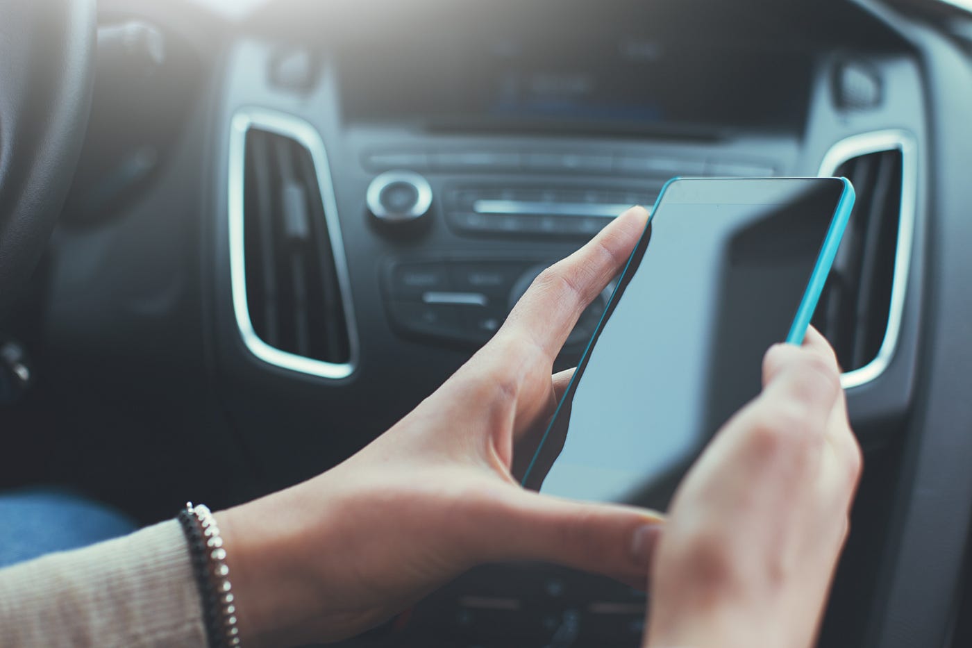 Sionic Mobile connected commerce and General Motors Marketplace