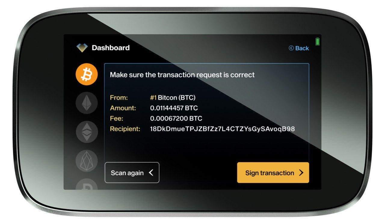 NGRAVE ZERO transaction verification screen after scanning the QR code generated by the mobile app LIQUID.
