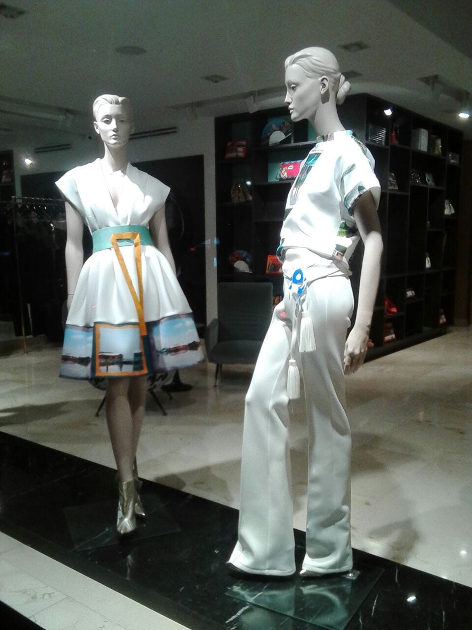 Guia de observacion Silvia Tcherassi | by maria camila alvarez | Bogotá de  moda | Medium