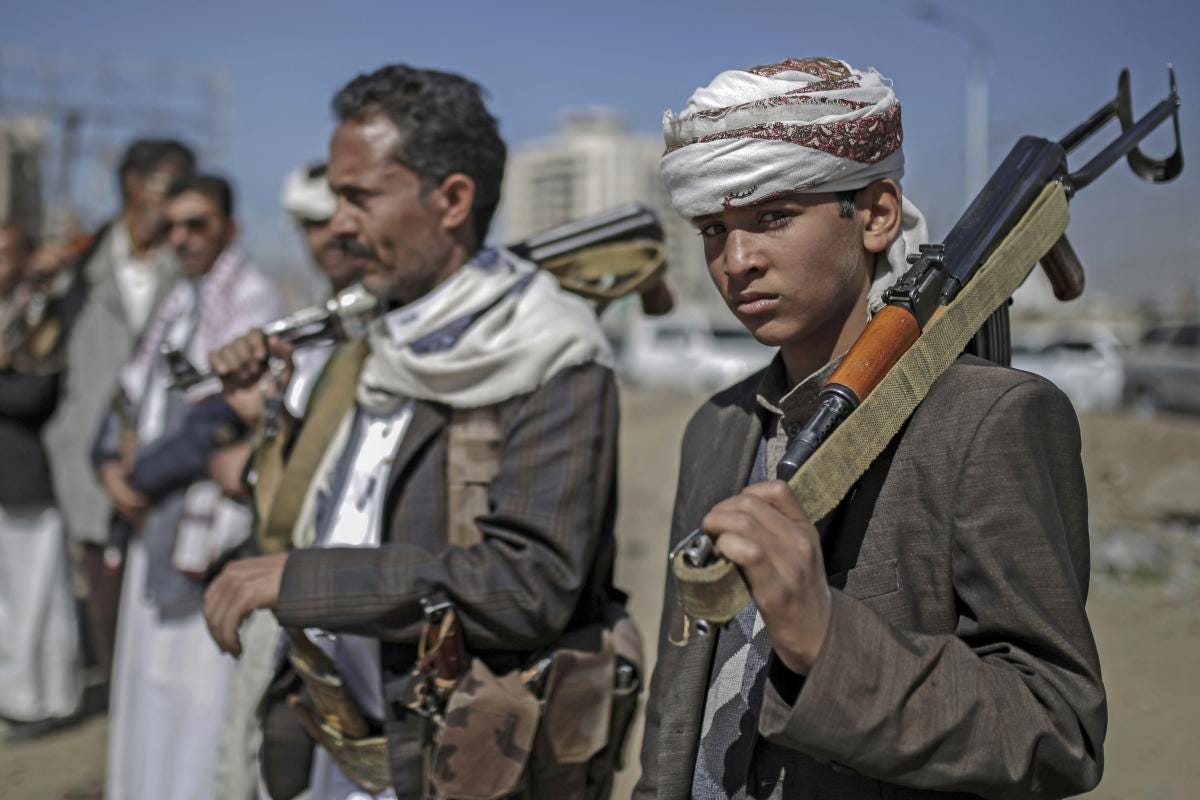 Rifles and rifts: Houthi rebels in Sanaa, Yemen, December 2018
Hani Al-Ansi / Picture Alliance / dpa / AP Images