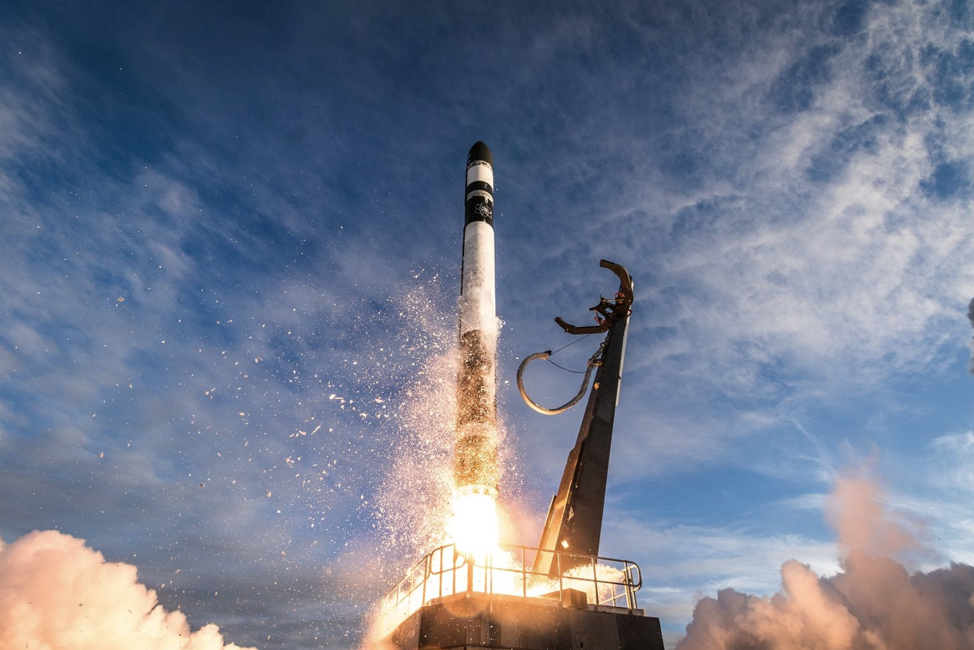 Rocket Lab raises 140M Series E, demonstrates backtoback smallsat